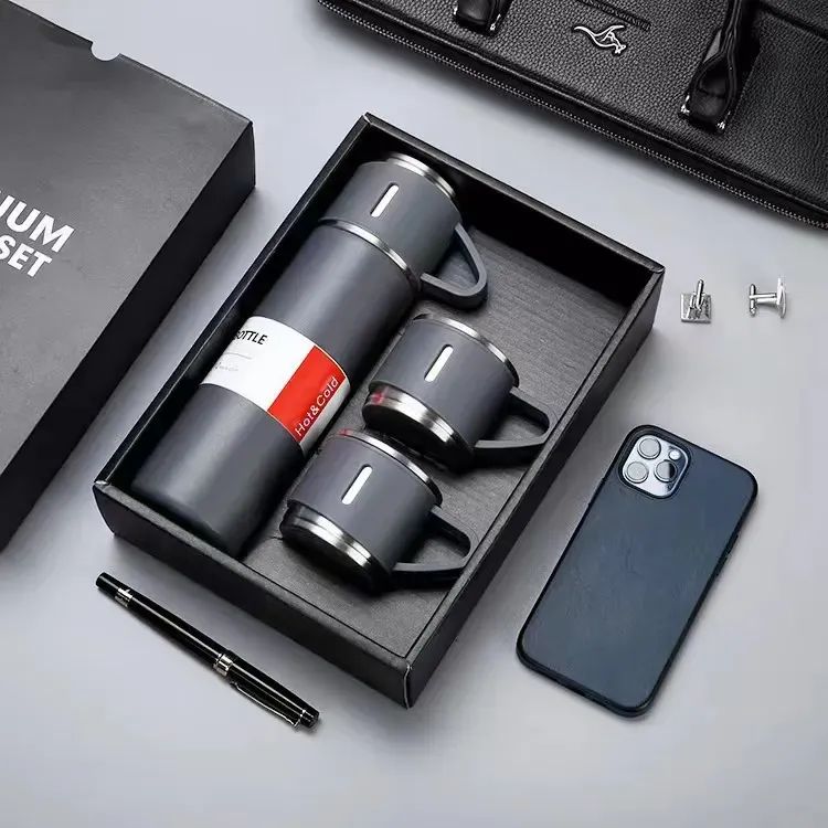 Premium Stainless Steel Vacuum Insulated Mug | Gift Set with 3 Lids